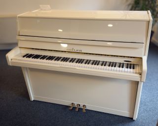 Seiler Klavier Modell 114 Favorit in weiß poliert