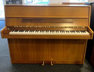 Seiler Modell 113 Klavier in Nußbaum, Bj. 1980