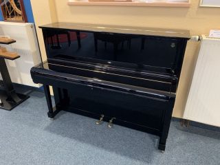 Steinway & Sons Klavier Modell Z schwarz poliert
